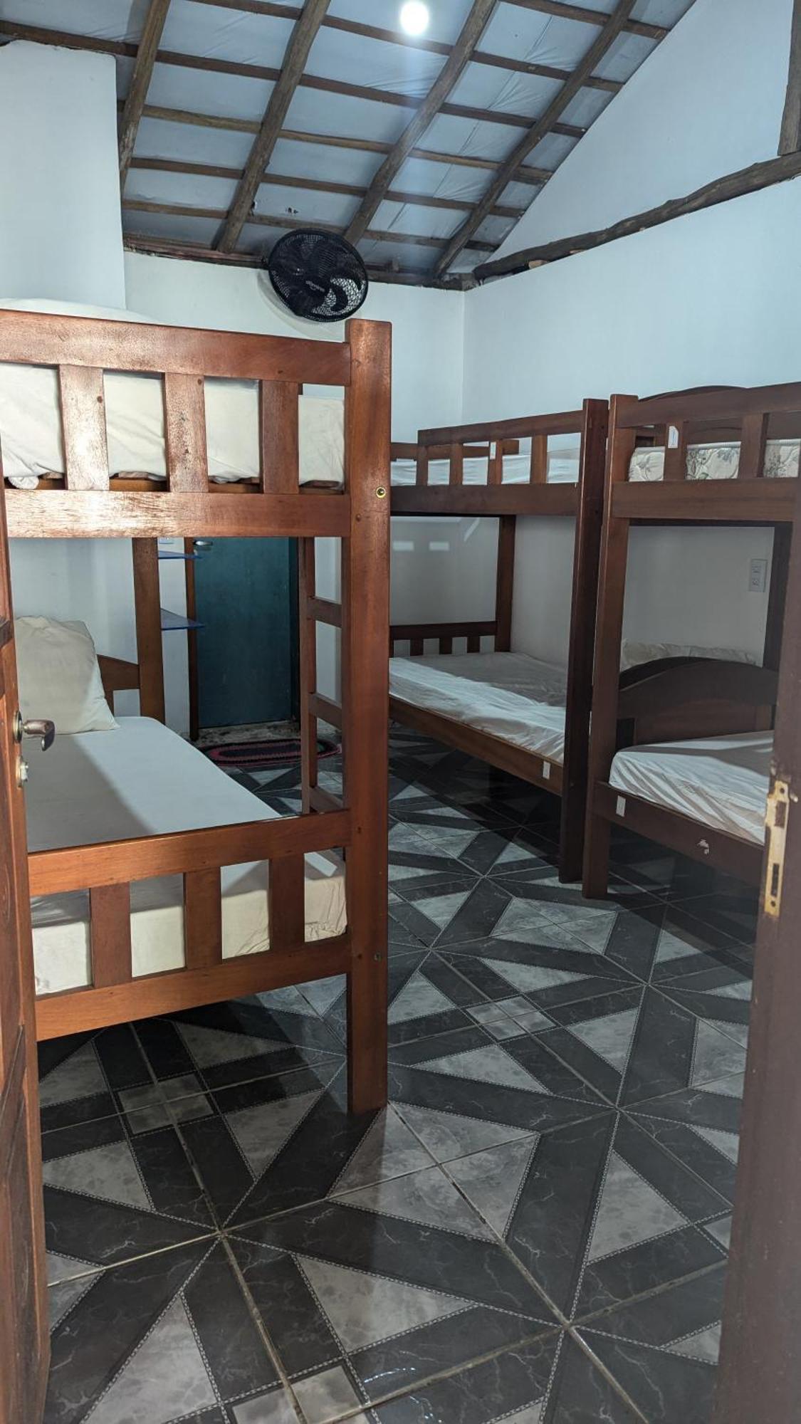 Hostel O Pescador アチンス 部屋 写真